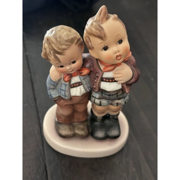 Max And Moritz Hummel Goebel Figurine #123 - TMK-6 MINT - 5.25" in height - Picture 1 of 6